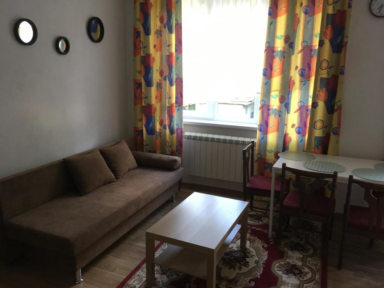Apartaments In KarpatyMizhhirya  エクステリア 写真